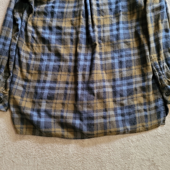 Aritzia Golden by TNA oversized plaid flannel shirt size small - Picture 9 of 13
